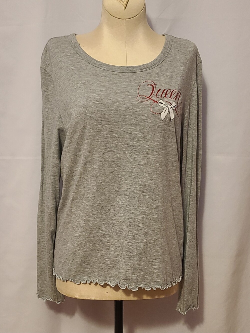 Victoria's Secret Queen Pajama Long Sleeve Top Gray